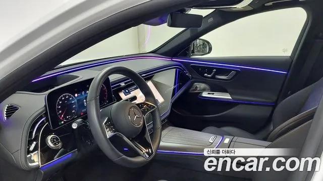 Mercedes-Benz E-Class — Фото автомобиля 14