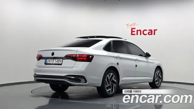 Volkswagen Jetta — Фото автомобиля 2