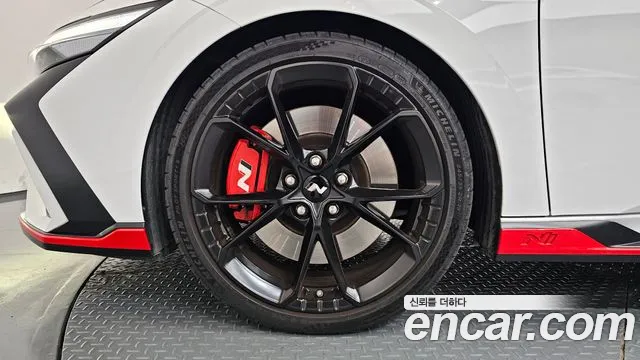 Hyundai Avante CN7 — Фото автомобиля 4