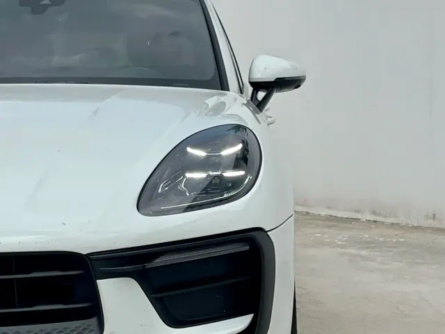 Porsche Macan — Фото автомобиля 6