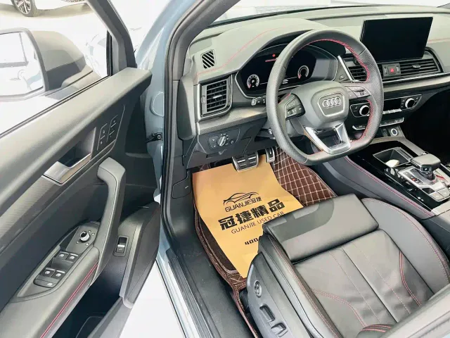 Audi Audi Q5L Sportback 2022 40 TFSI RS Kit Speed Edition — Фото автомобиля 5