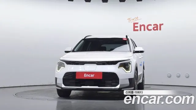 Kia Niro — Фото автомобиля 3
