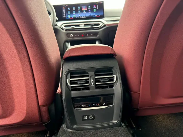 BMW i3 — Фото автомобиля 11