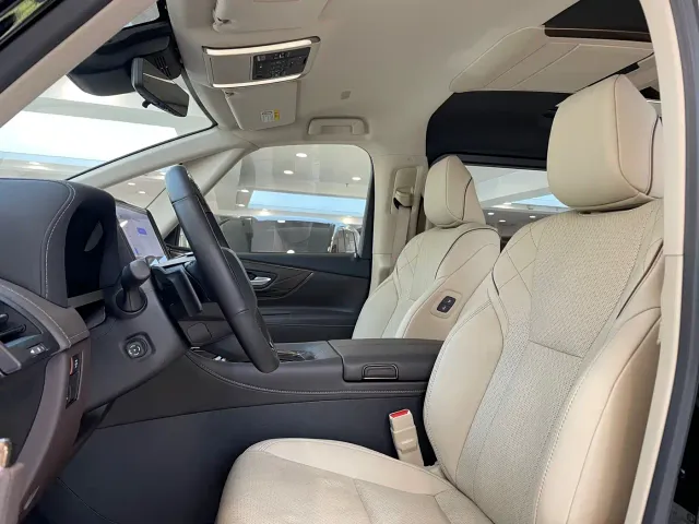 Toyota Vellfire — Фото автомобиля 9