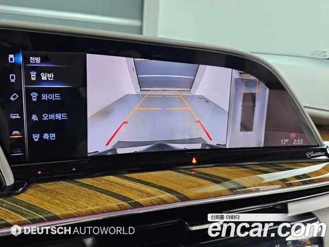 Cadillac Escalade — Фото автомобиля 15