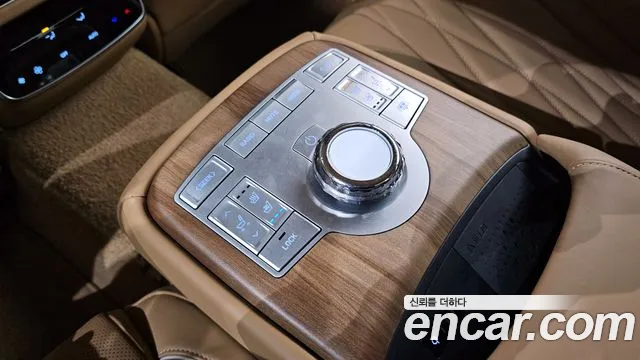 Genesis G80 Бензин 2.5 турбо AWD — Фото автомобиля 19