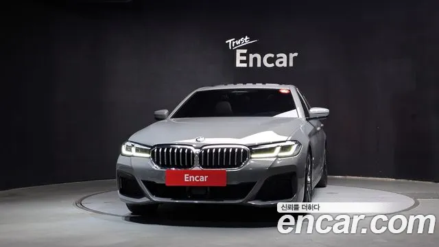 BMW 5 Series G30 — Фото автомобиля 3