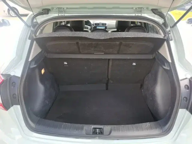 Nissan Tiida — Фото автомобиля 18