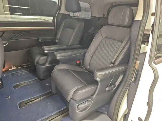 GAC Trumpchi M8 — Фото автомобиля 16