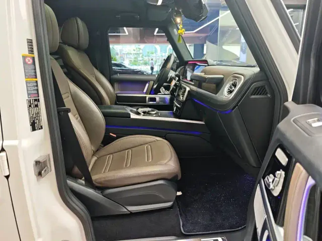 Mercedes-Benz G-Class — Фото автомобиля 11
