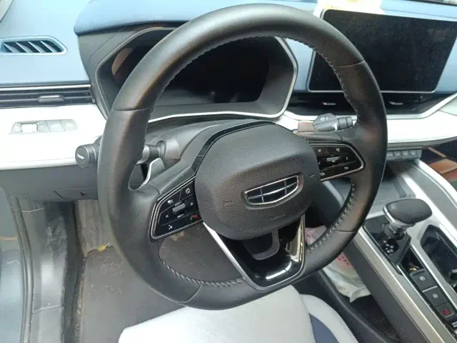 Geely Xingrui — Фото автомобиля 11
