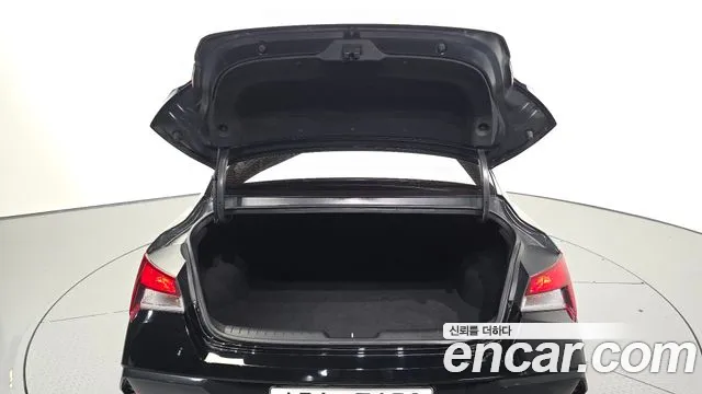 Hyundai Avante CN7 — Фото автомобиля 20
