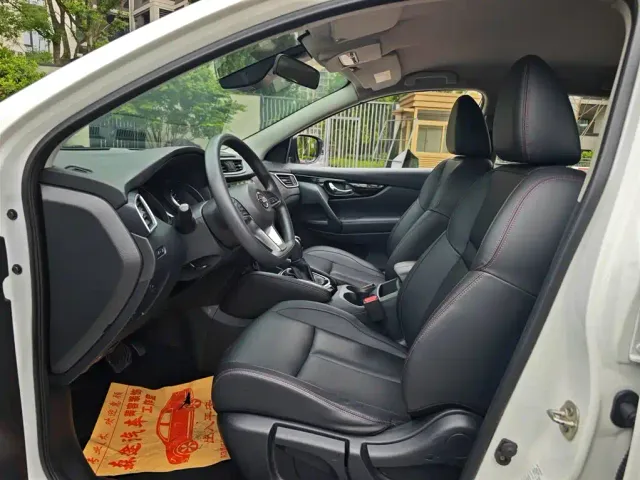 Nissan Qashqai — Фото автомобиля 10