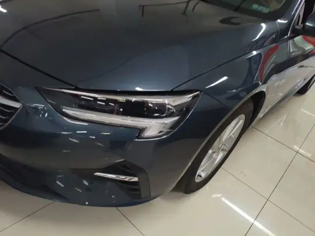 Buick Regal — Фото автомобиля 23