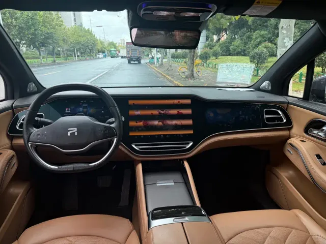 Roewe Feifan R7 — Фото автомобиля 11