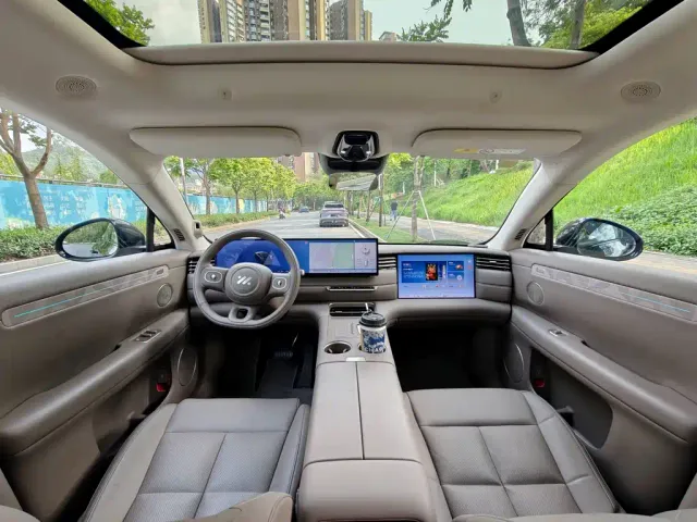 IM Motors LS6 — Фото автомобиля 5