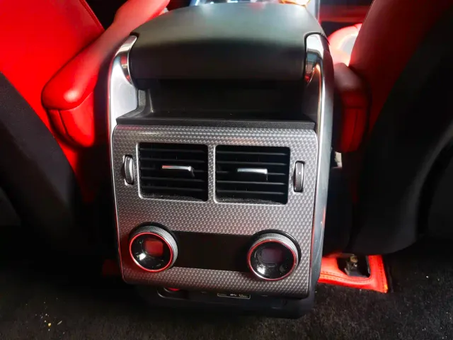 Land Rover Range Rover Sport — Фото автомобиля 10