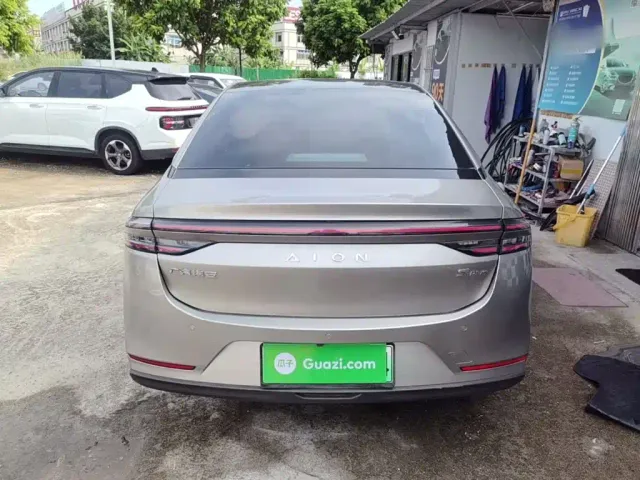 GAC Aion S Plus — Фото автомобиля 5