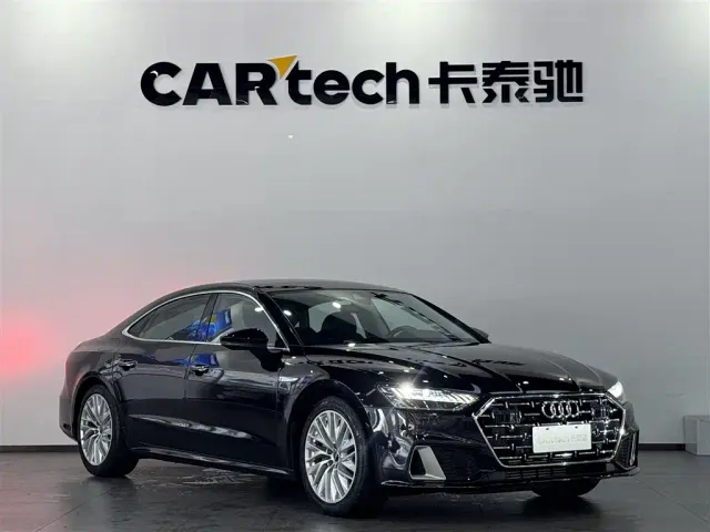 Audi A7L — Фото автомобиля 2