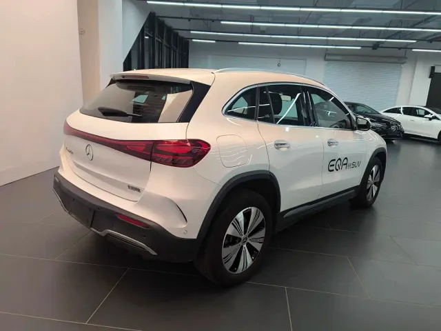 Mercedes-Benz EQA — Фото автомобиля 6
