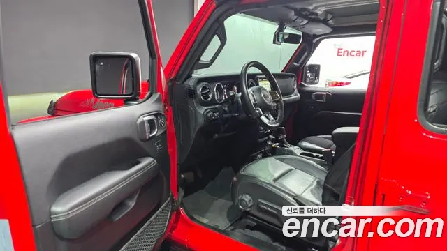 Jeep Wrangler Wrangler (JL) 2.0 Overland 4 двери — Фото автомобиля 10