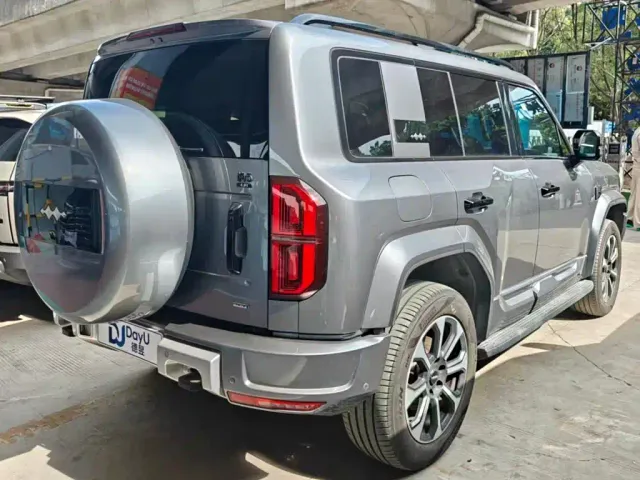 BYD FangChengBao Leopard 5 — Фото автомобиля 4
