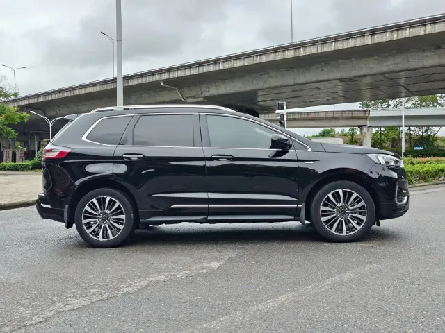 Ford Edge — Фото автомобиля 9