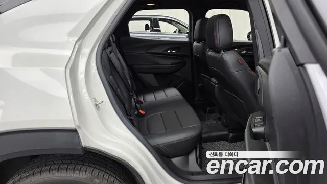 ChevroletGMDaewoo Trailblazer Trailblazer 1.3 турбо 4WD — Фото автомобиля 8