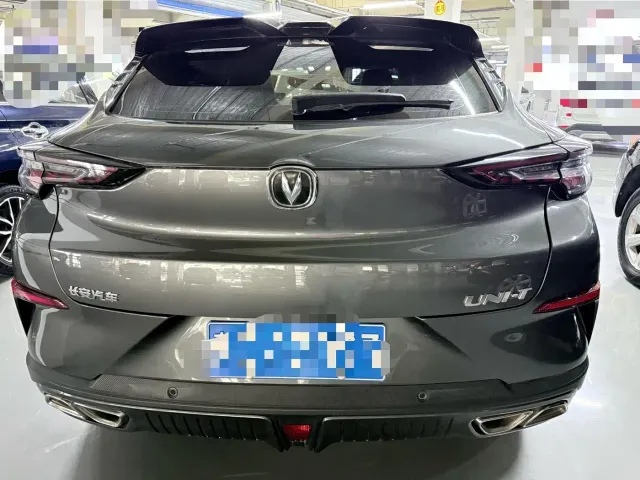 Changan UNI-T — Фото автомобиля 17