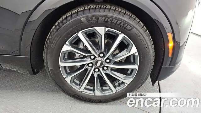 Cadillac Lyriq Lyriq Sport — Фото автомобиля 21