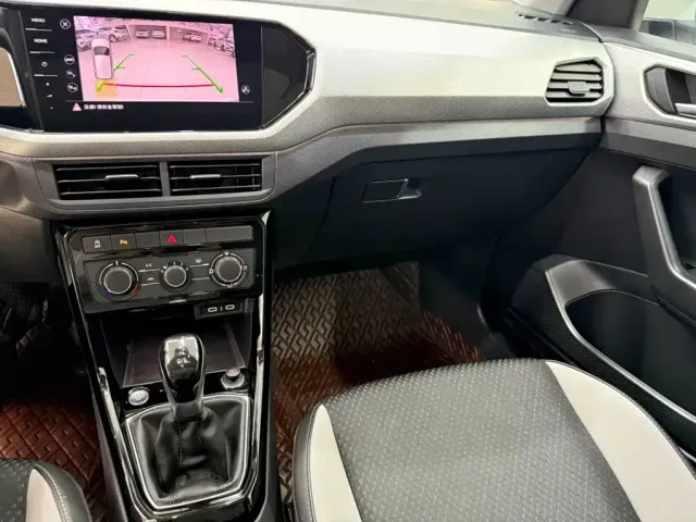 Volkswagen Tanying 2021 1.5L Automatic Smart Connect Edition — Фото автомобиля 12