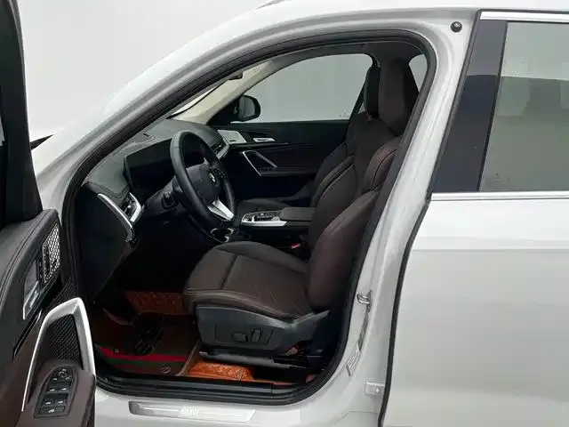 BMW X1 — Фото автомобиля 23