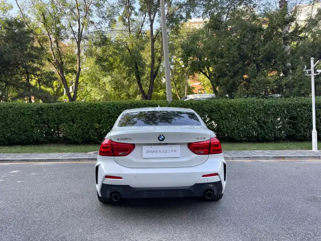 BMW 1 Series — Фото автомобиля 4