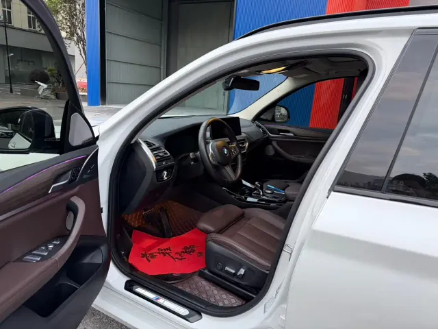 BMW X3 — Фото автомобиля 4