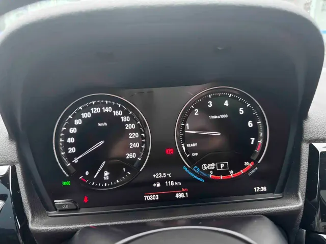 BMW 1 Series — Фото автомобиля 12
