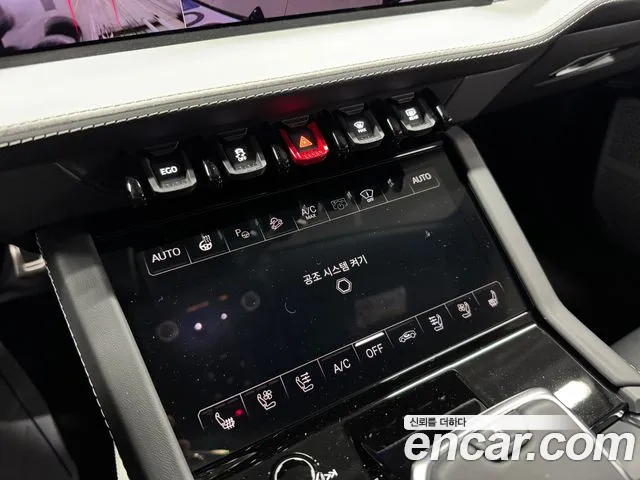 Lamborghini Urus — Фото автомобиля 10