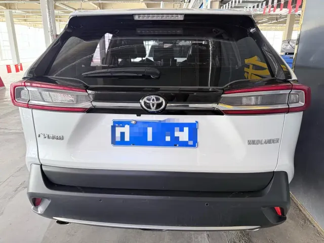 Toyota Wildlander — Фото автомобиля 17