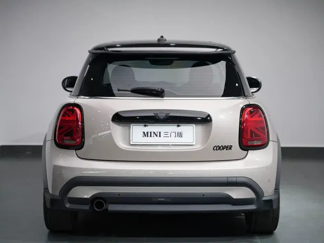 MINI Hatch — Фото автомобиля 5