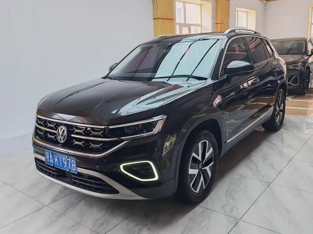 Volkswagen Tayron — Фото автомобиля 2