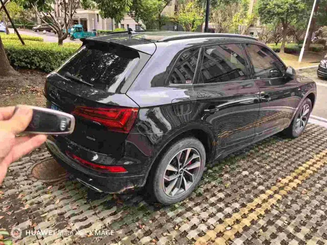 Audi Q5L — Фото автомобиля 4
