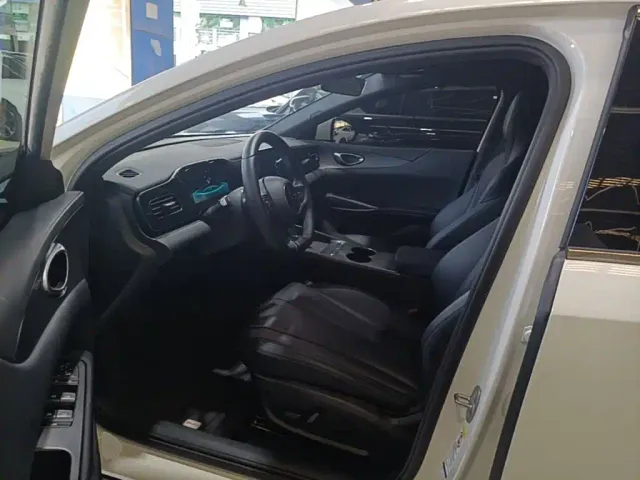 BYD Seal 06 — Фото автомобиля 14