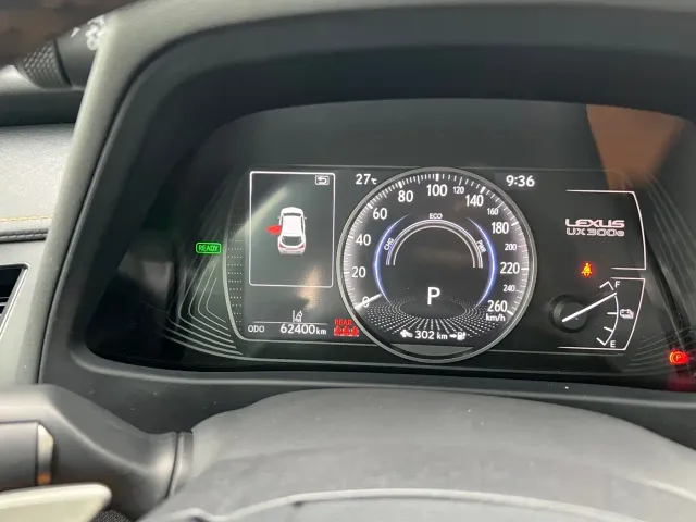 Lexus UX — Фото автомобиля 5