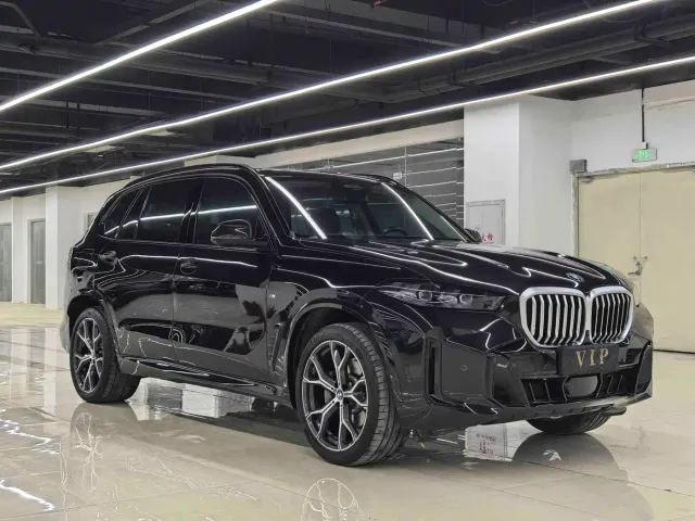 BMW X5 — Фото автомобиля 2