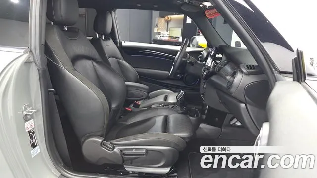 MINI Cooper Cooper Electric — Фото автомобиля 16