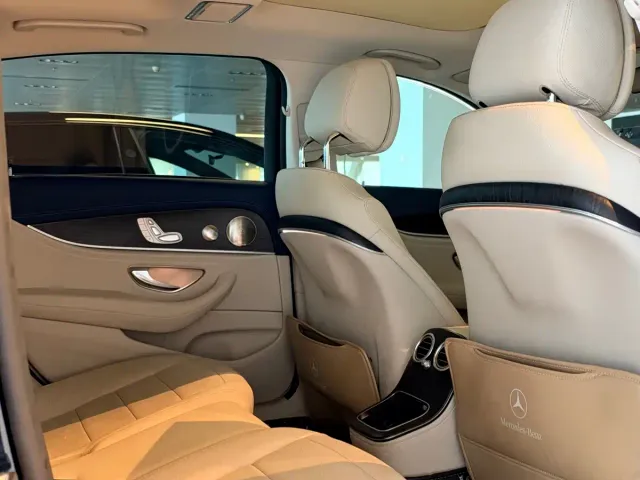 Mercedes-Benz E-Class — Фото автомобиля 7