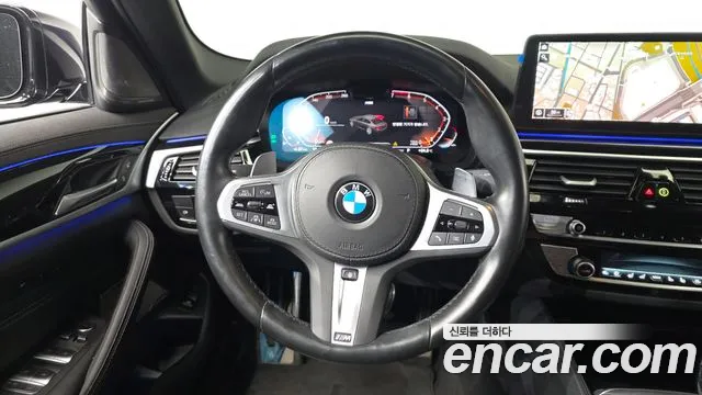 BMW 5 Series G30 — Фото автомобиля 13