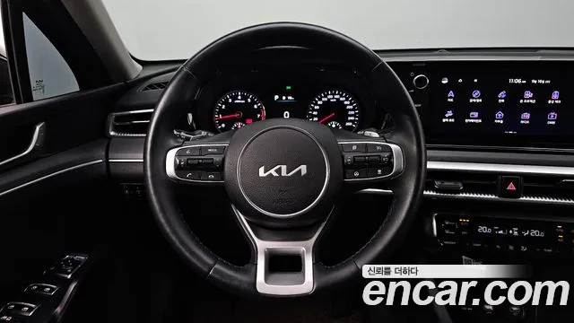 Kia K5 Generation 3 — Фото автомобиля 20