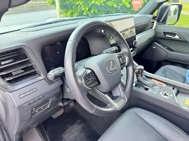 Lexus GX — Фото автомобиля 12