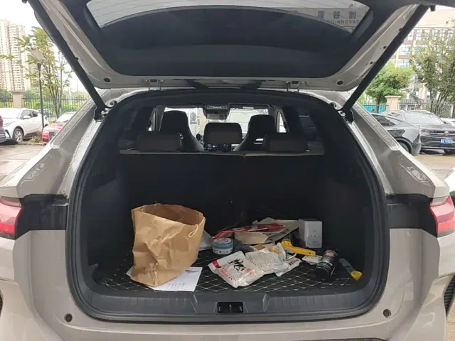 BYD Song PLUS — Фото автомобиля 18