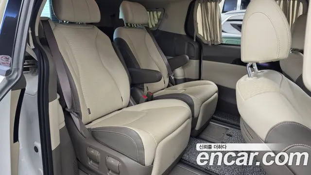 Kia Carnival 4th Gen — Фото автомобиля 17